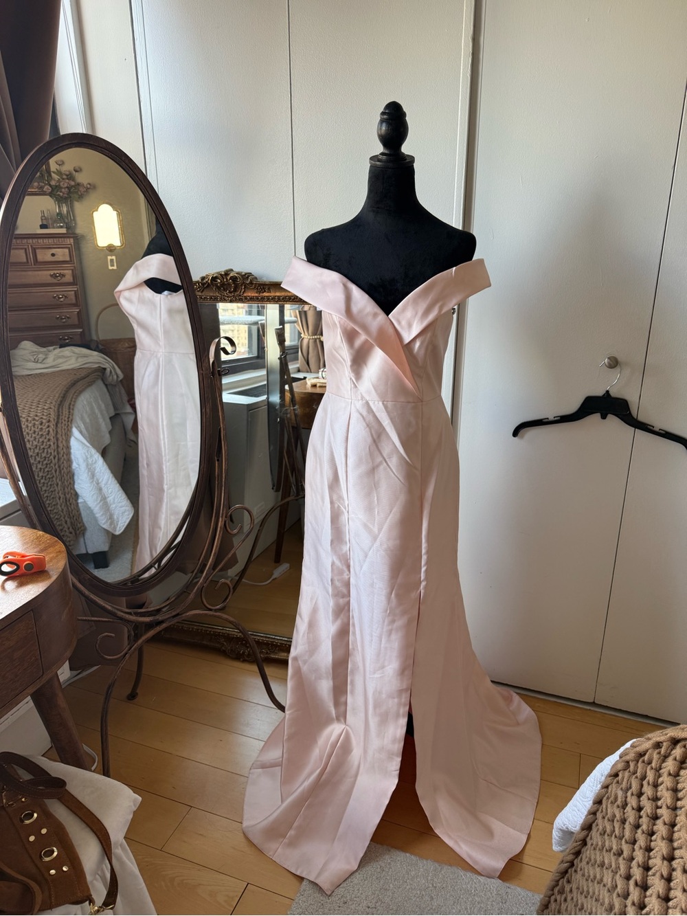 NWT Alfred Sung Formal Dress Style D760 in Blush